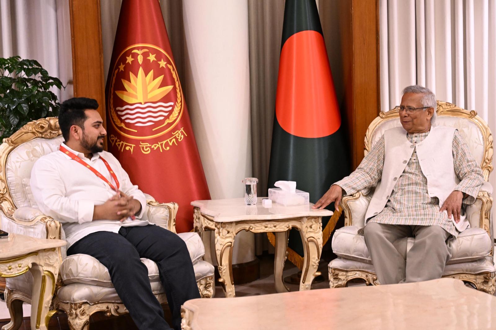 Intense political unrest grips Bangladesh as Yunus's future hangs by a thread