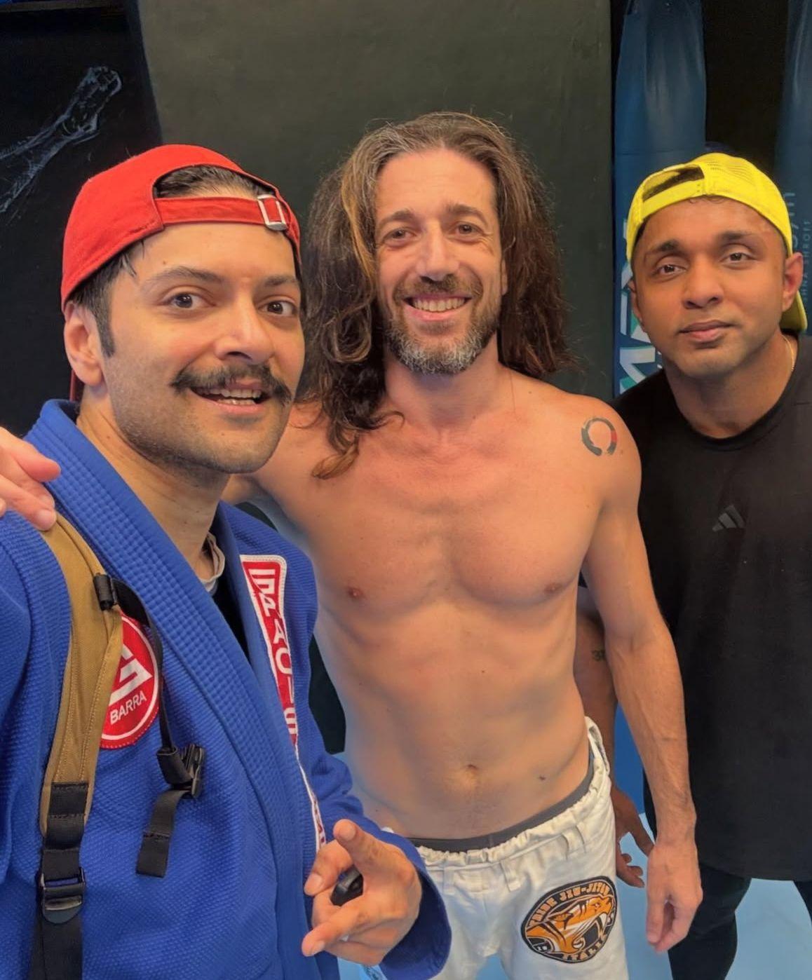 Ali Fazal trains with Italian MMA fighter Umberto Barbagallo for ‘Rakht Brahmand’