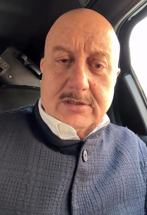 Anupam Kher lauds PM Narendra Modi as Swachch Bharat is ‘becoming a reality’