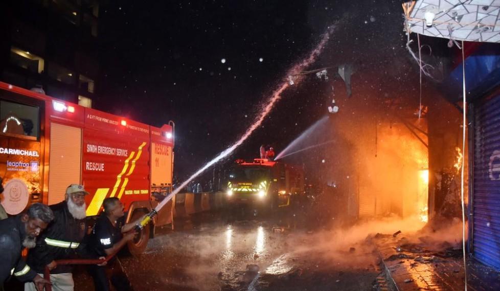 Karachi mall fire: Gul Plaza management says rescuers arrived late, didn't try to evacuate trapped people