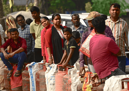 Rajasthan: OTP and diary entry now mandatory for domestic LPG deliveries 