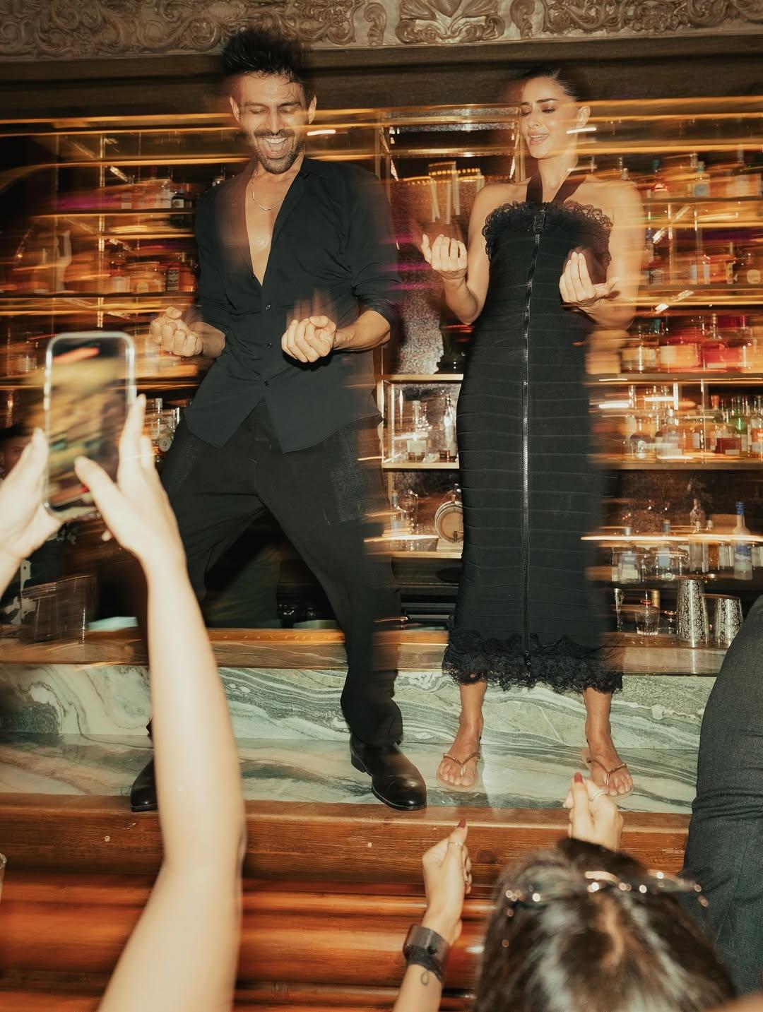 Kartik Aaryan sets an early release of his film co-starring Ananya Panday