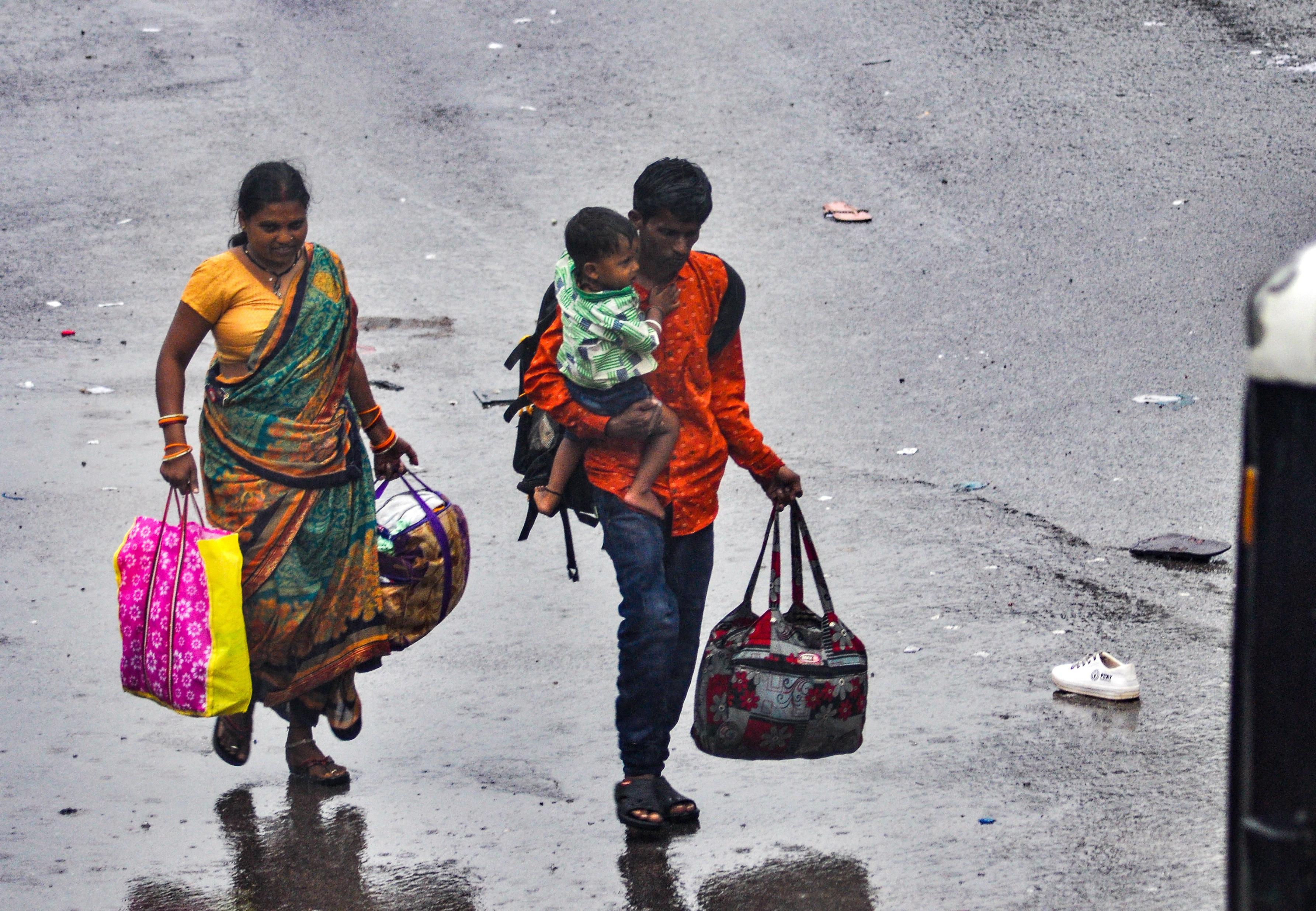 Rise in temperature in south Bengal predicted as fresh Bay depression intensifies