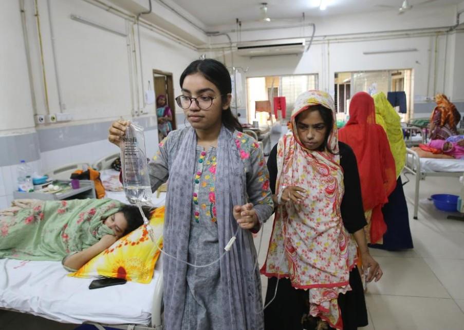 Experts raise alarm over rising dengue crisis in Bangladesh, say all 64 districts at risk