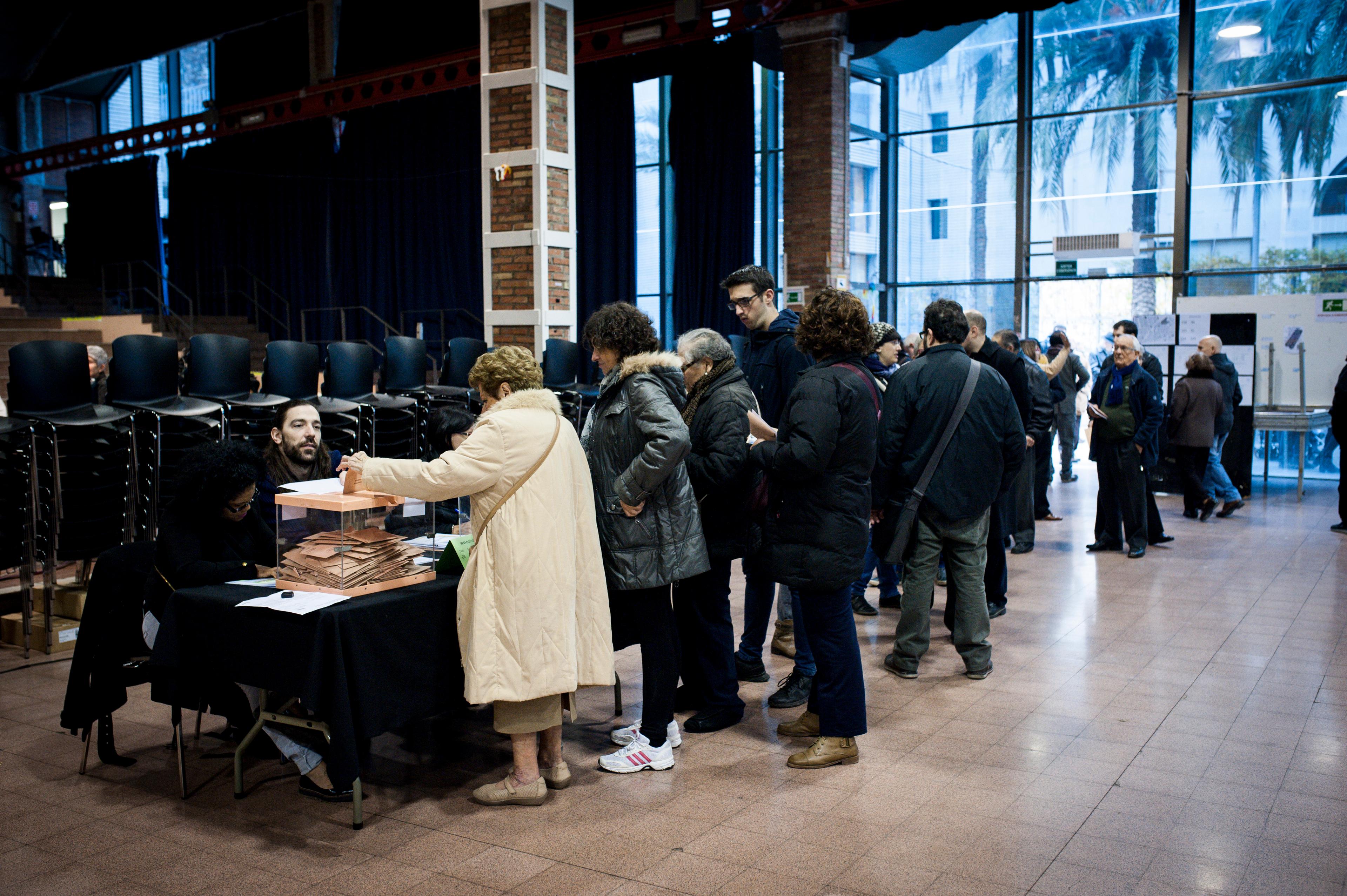 Spain's immigration reforms demonstrate broader dilemma confronting Europe: Report