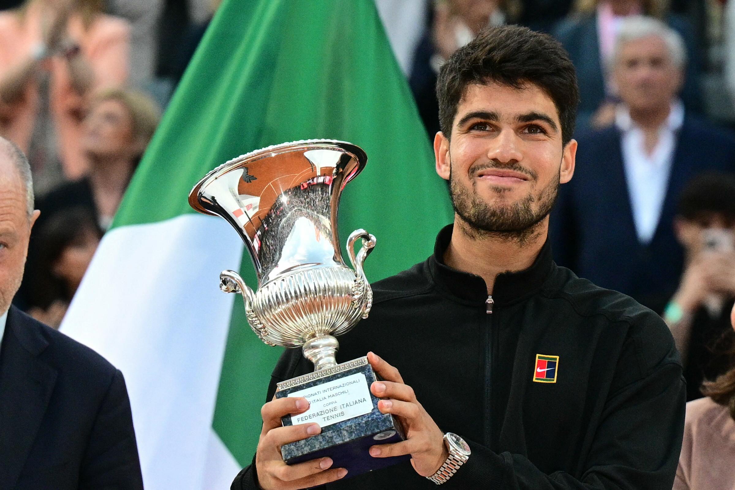 Italian open: Alcaraz denies Sinner a home triumph to claim Rome Masters title