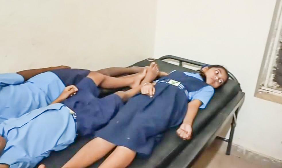 More than 80 school children hospitalised due to 'food poisioning' in Karnataka