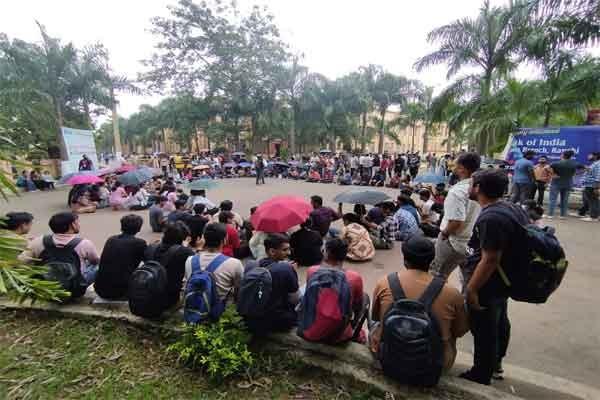 Attack on BIT Mesra girl student in Ranchi sparks massive campus protest