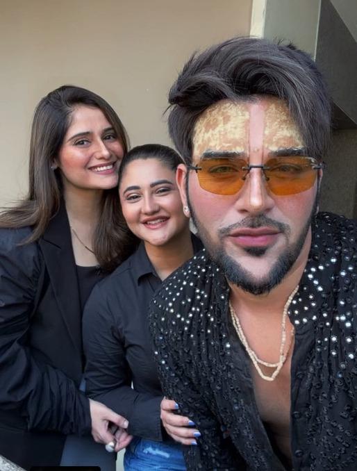 Rashami Desai says 'lucky to have friends like you' as she reunites with her 'Bigg Boss 13' gang