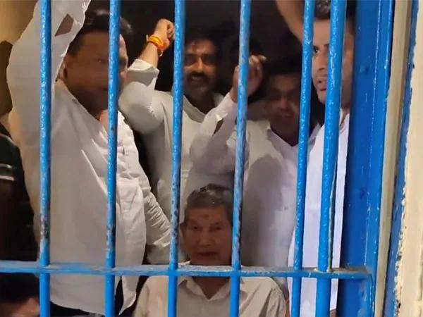 Former CM Harish Rawat, Cong Members Detained