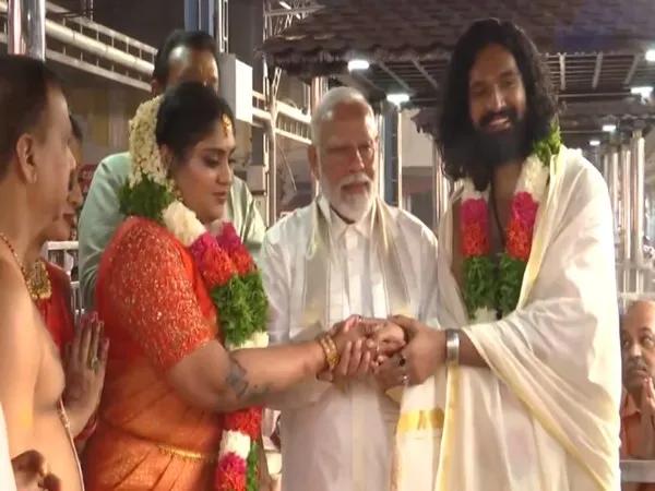 PM Modi attends Suresh Gopi daughter marriage