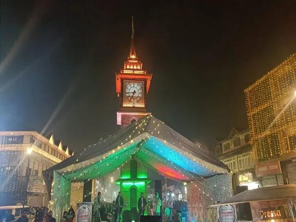 People welcome new year at Lal Chowk, Srinagar