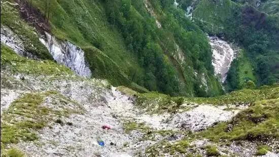 Car Falls Into Gorge