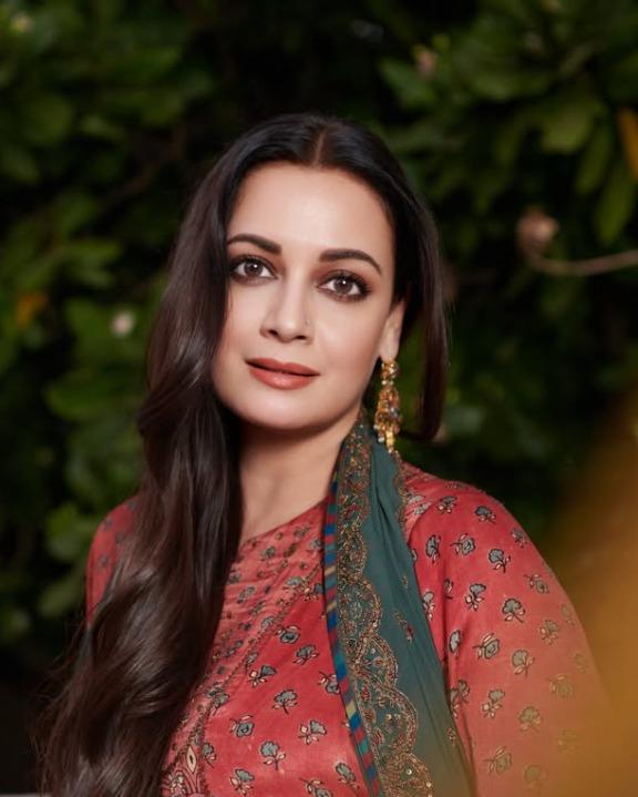 Dia Mirza marks 20 years of her Christmas tree: Reusing is great way of letting go of patterns