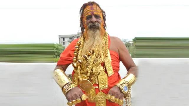 Golden Baba Shines at Mahakumbh 2025