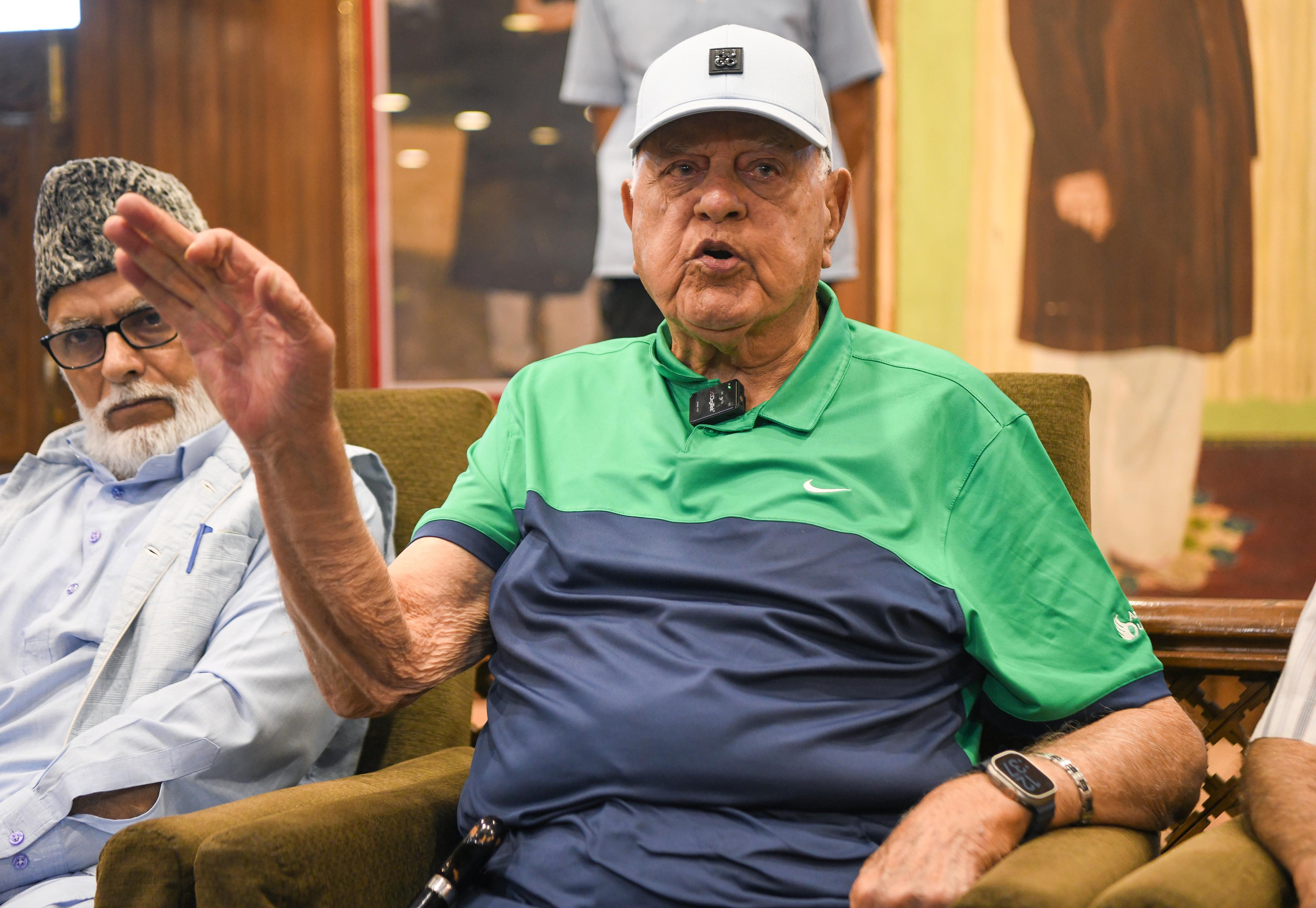 'Major security lapse': Cong, J&K leaders condemn Farooq Abdullah's assassination bid