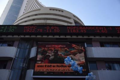 Sensex, Nifty extend gains as metal stocks rally
