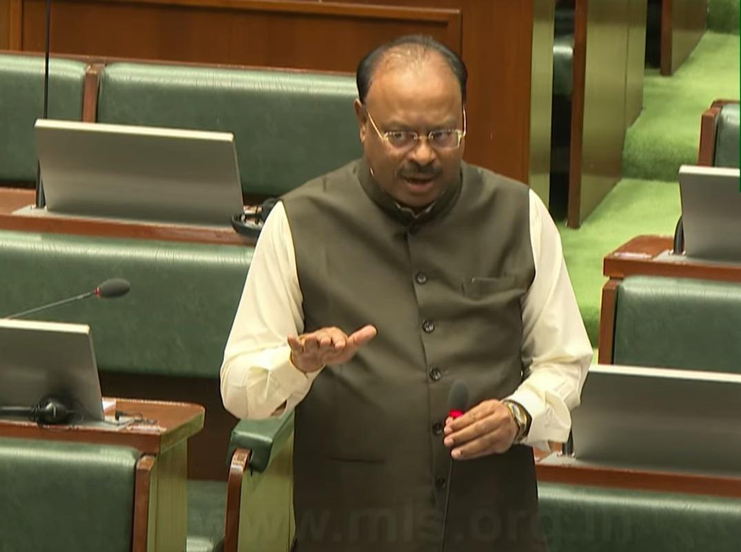 Maha govt allows transportation of excavated sand for 24 hours with valid permit