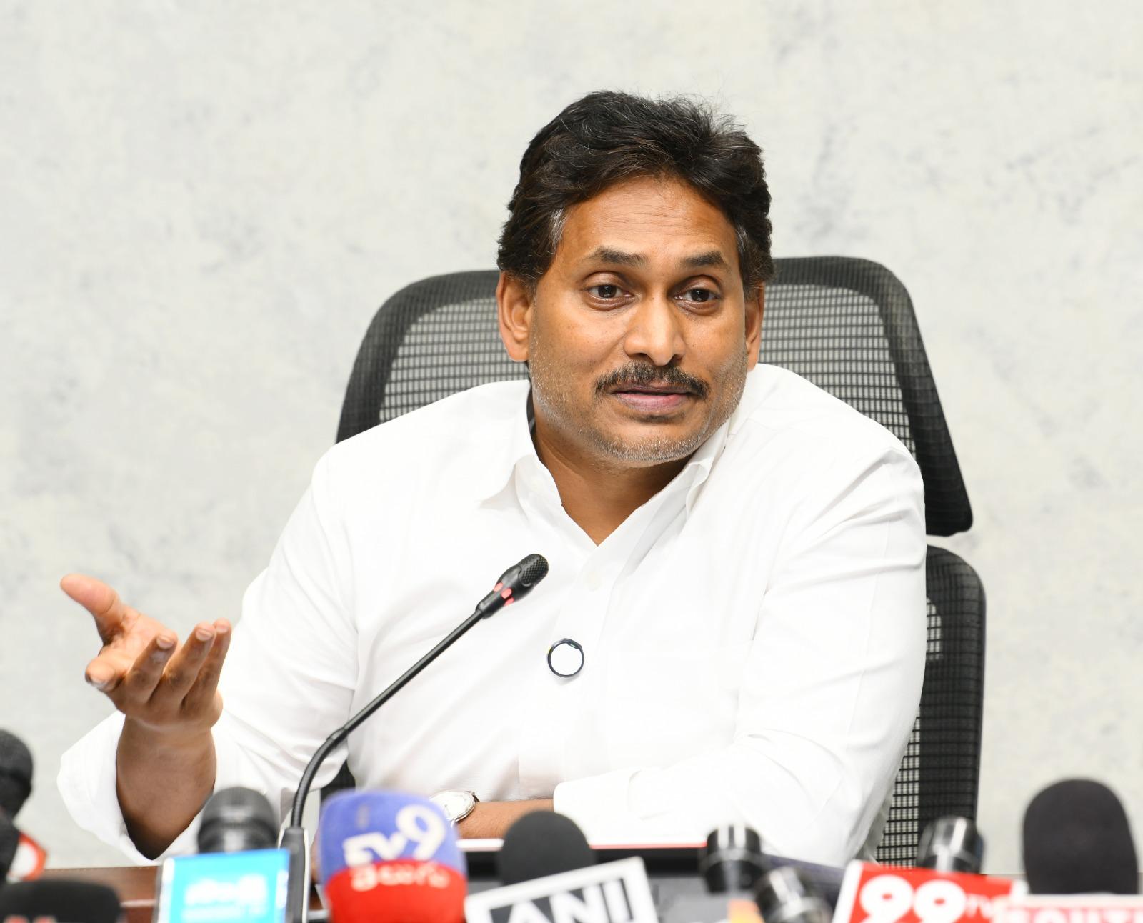 CAG report exposed financial indiscipline of coalition govt in Andhra Pradesh: Jagan