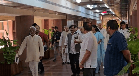 Operation Sindoor not complete until Pahalgam attackers are nabbed, says Shiv Sena-UBT