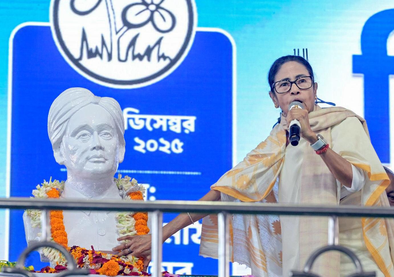 Mamata Banerjee asks PM Modi to ‘apologise’ over his ‘Bankim-Da’ comments