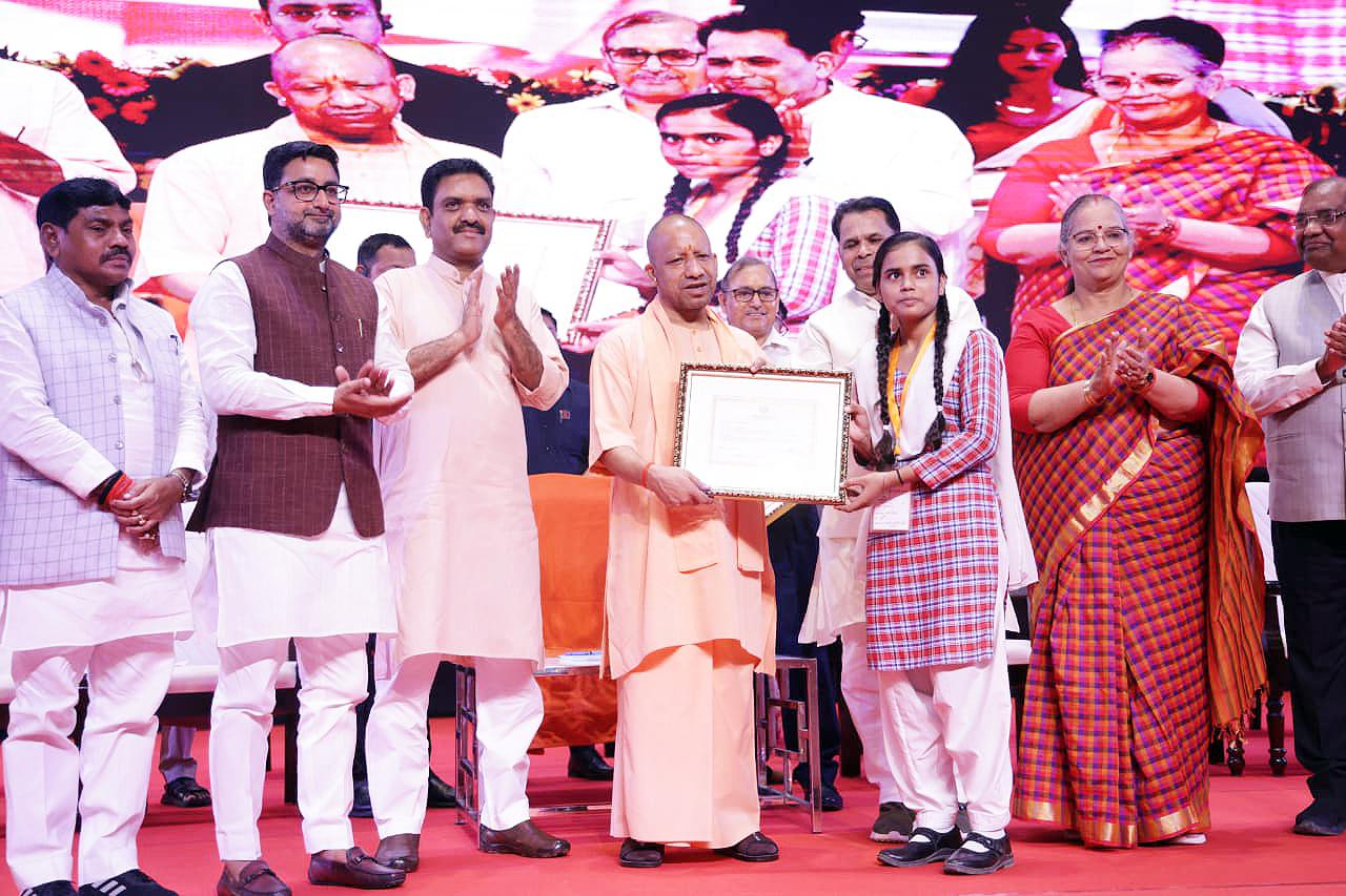 Over 5 lakh students to receive scholarships before Diwali: CM Yogi