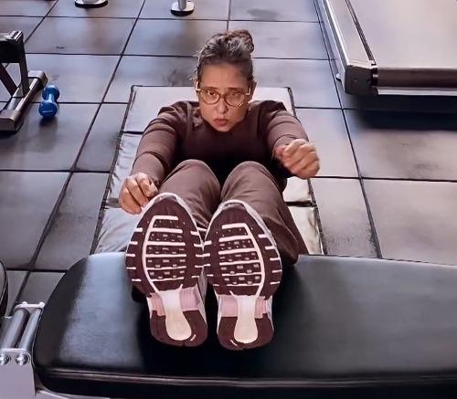 Manisha Koirala shares a glimpse of her 'Me Time' in the gym