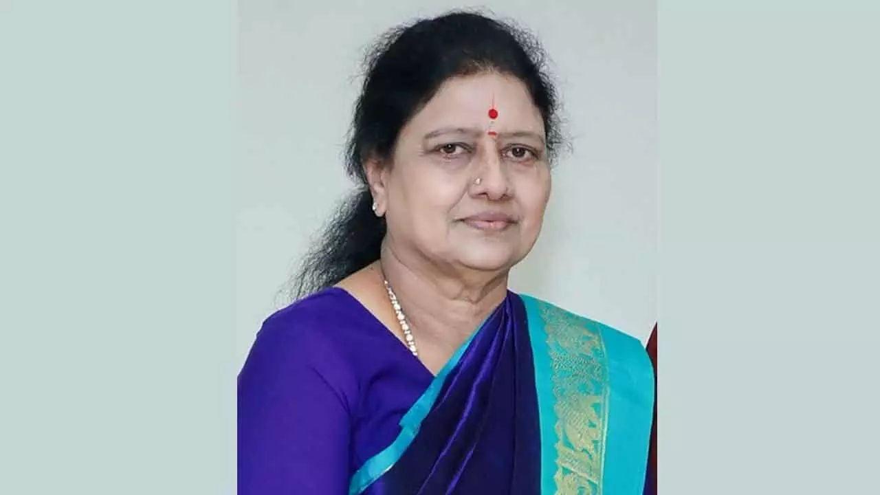 NDA faces tightrope walk in TN as Ramadoss, Sasikala weigh independent plans