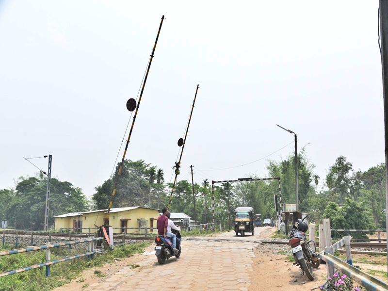 Northeast Frontier Railway strengthens safety measures at level crossing gates across its zone
