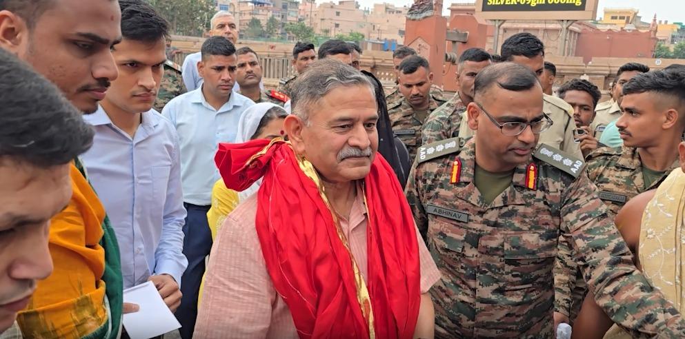 Army Chief General Upendra Dwivedi visits Shree Jagannath Temple in Puri with family