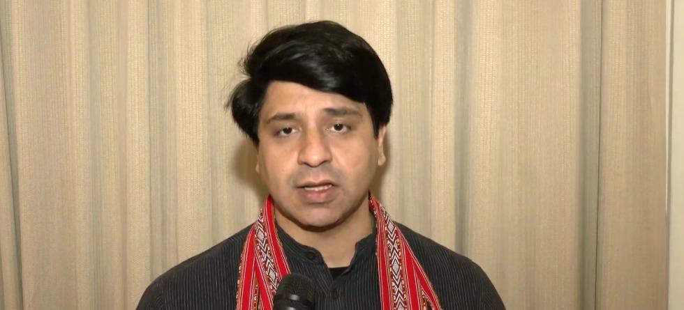 'Rahul Gandhi keeps lying about ECI and EVMs': BJP on Karnataka survey