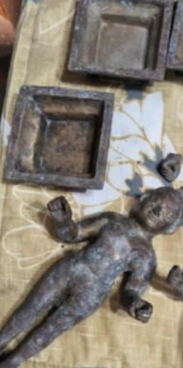 Bihar temple theft case: Priceless idols recovered after 24-hour excavation in Gopalganj