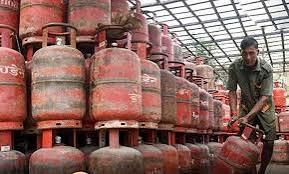 One lakh restaurants in TN face closure as LPG shortage deepens; association appeals to Centre