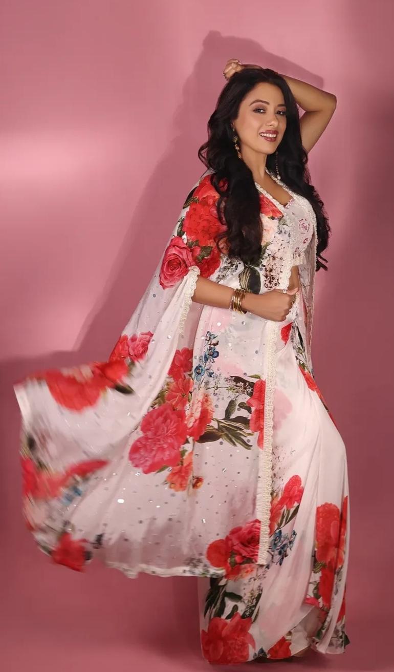 Rupali Ganguly recalls being scolded by Rishi Kapoor at Vaishno Devi: ‘Why are you lazy?’