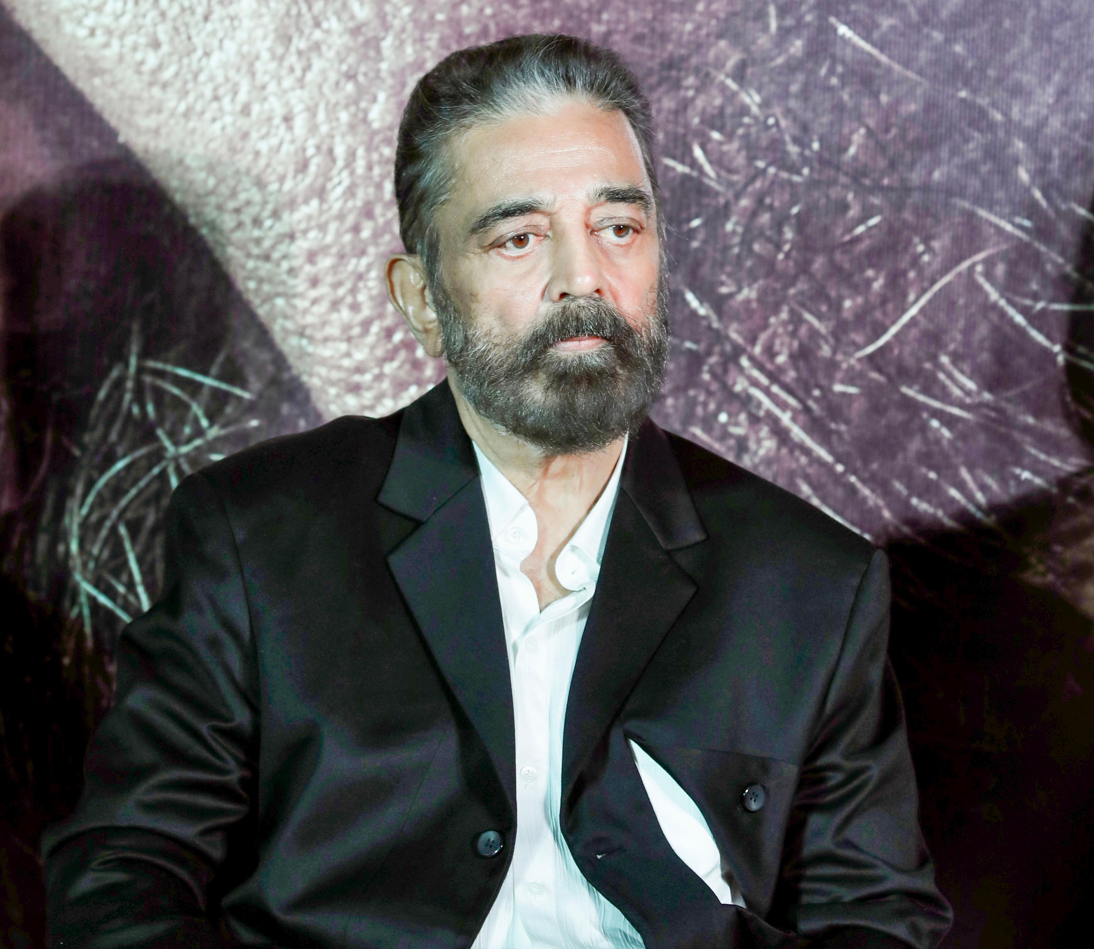 FIR filed after Kamal Haasan's portrait set ablaze in Bengaluru amidst Kannada row