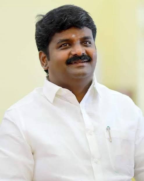 AIADMK leader attacks DMK over ‘vacancies crisis’ in govt hospitals