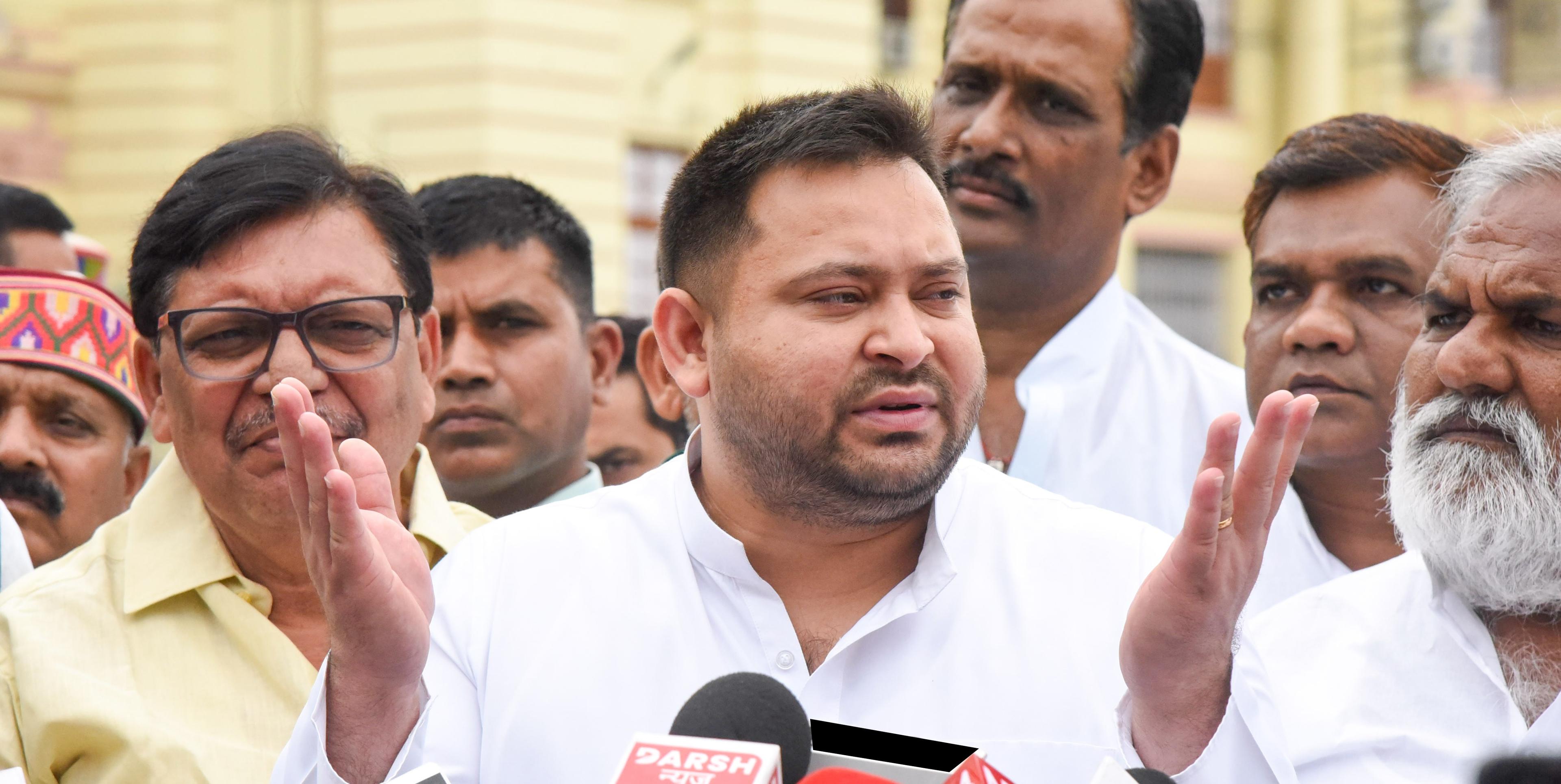 Narrow escape for Tejashwi as truck rams into RJD leader's convoy; three security personnel injured