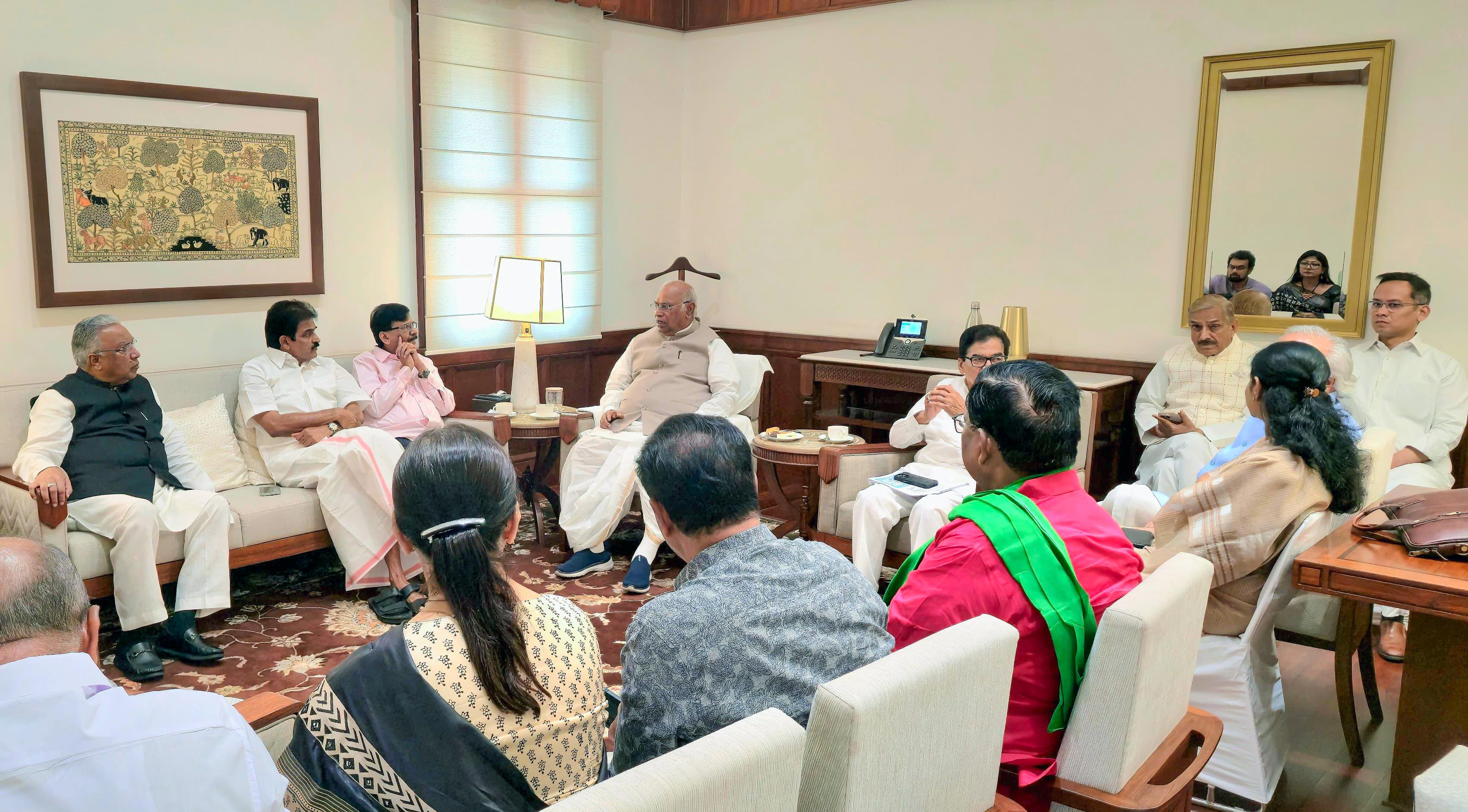 INDIA Bloc to meet at Cong chief's house today to decide on Oppn's Vice President candidate