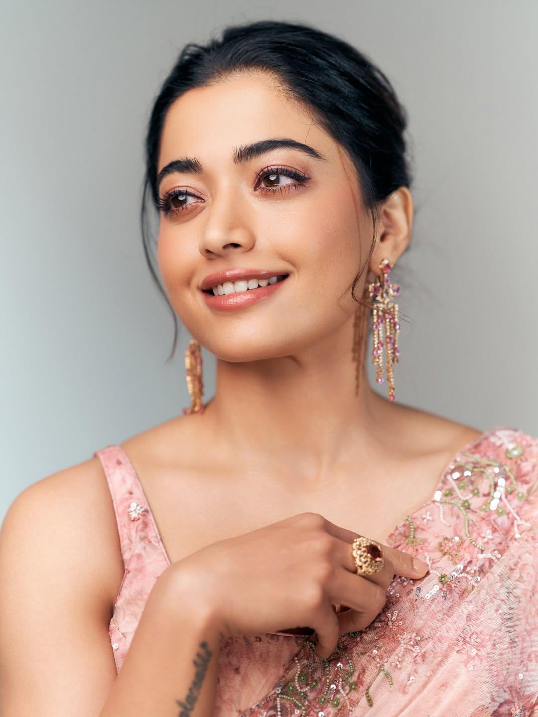 Rashmika Mandanna urges all to be 'kind to yourselves' amidst uncertainty of life