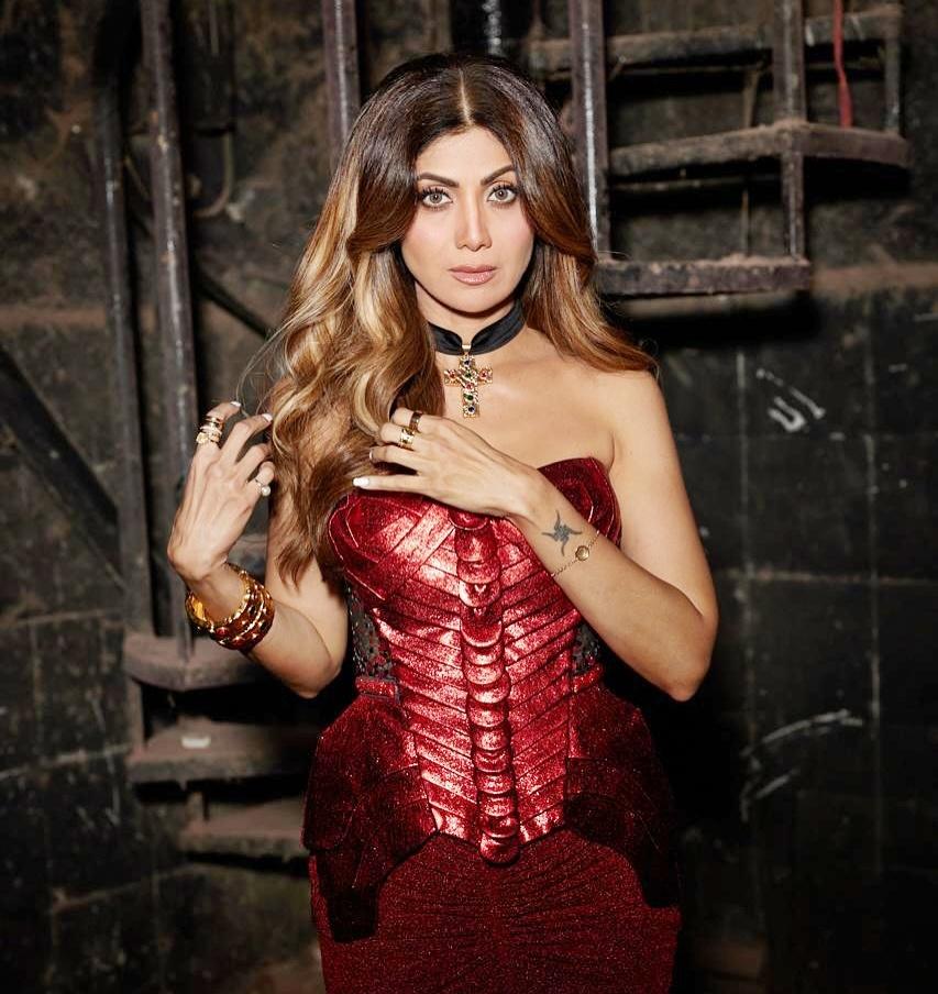 Suniel Shetty to R Madhavan: Wishes pour in as Shilpa Shetty turns 50