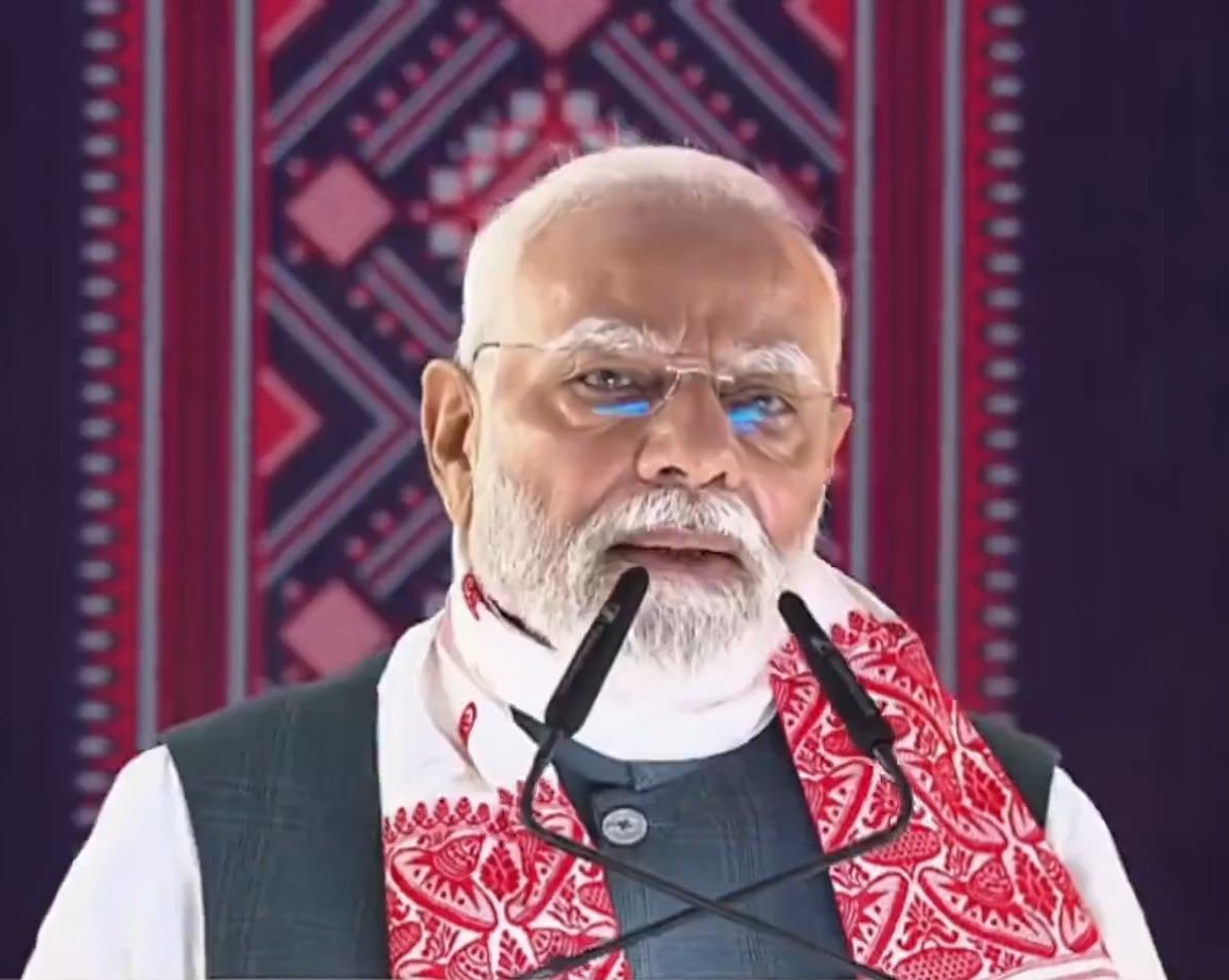 Congress gave shelter to infiltrators, disturbed demography in Assam: PM Modi