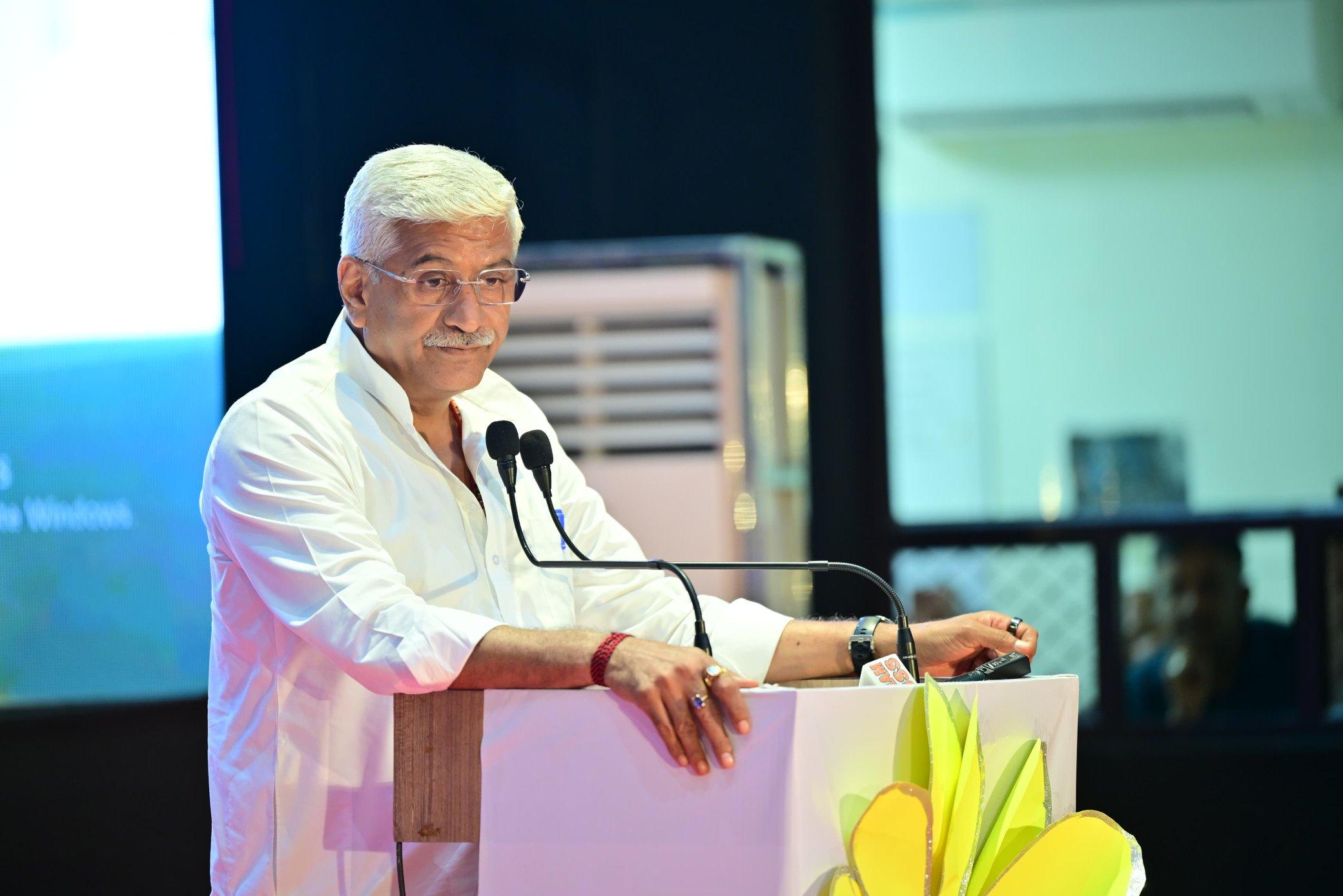 Union Minister Shekhawat asks TN govt to cooperate with Centre on Keeladi excavations