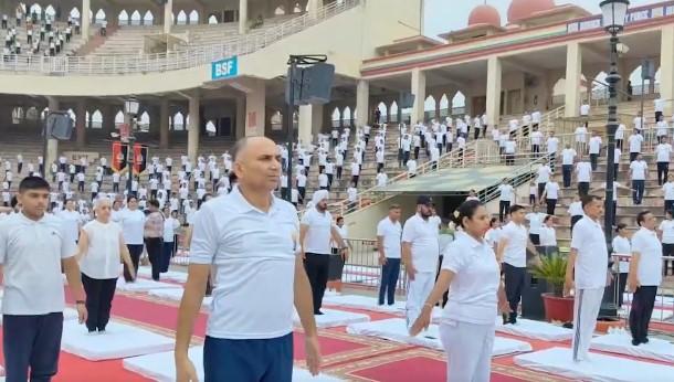 IDY 2025: Grand Yoga Day event held at Attari-Wagah border