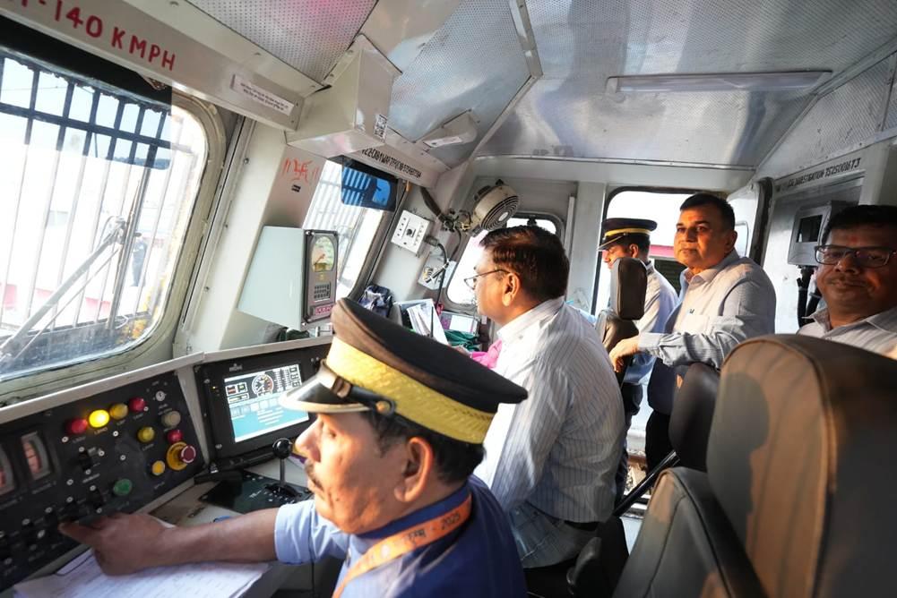 Indian Railways deploys Kavach on 190 Km Prayagraj–Kanpur route, eyes 160 Kmph speed