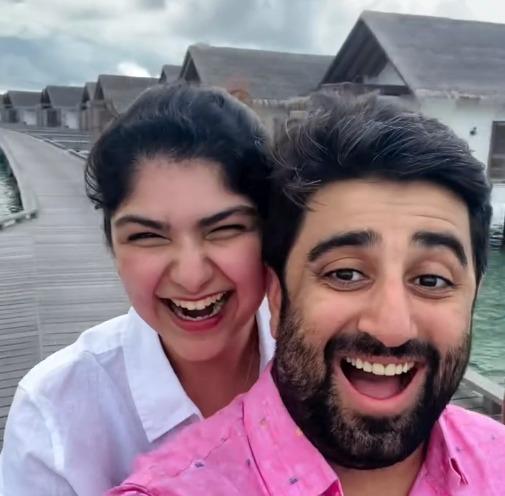 Anshula Kapoor says 'Life with you is saras' as she wishes fiance Rohan Thakkar a happy birthday
