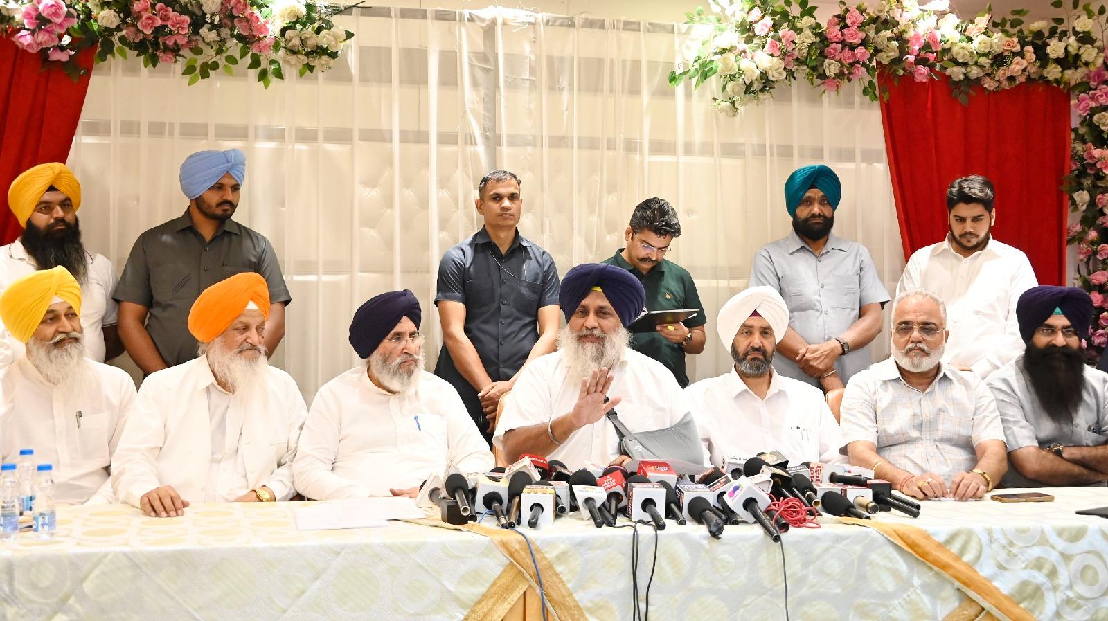 Akali Dal chief congratulates armed forces for foiling Pak drone attacks
