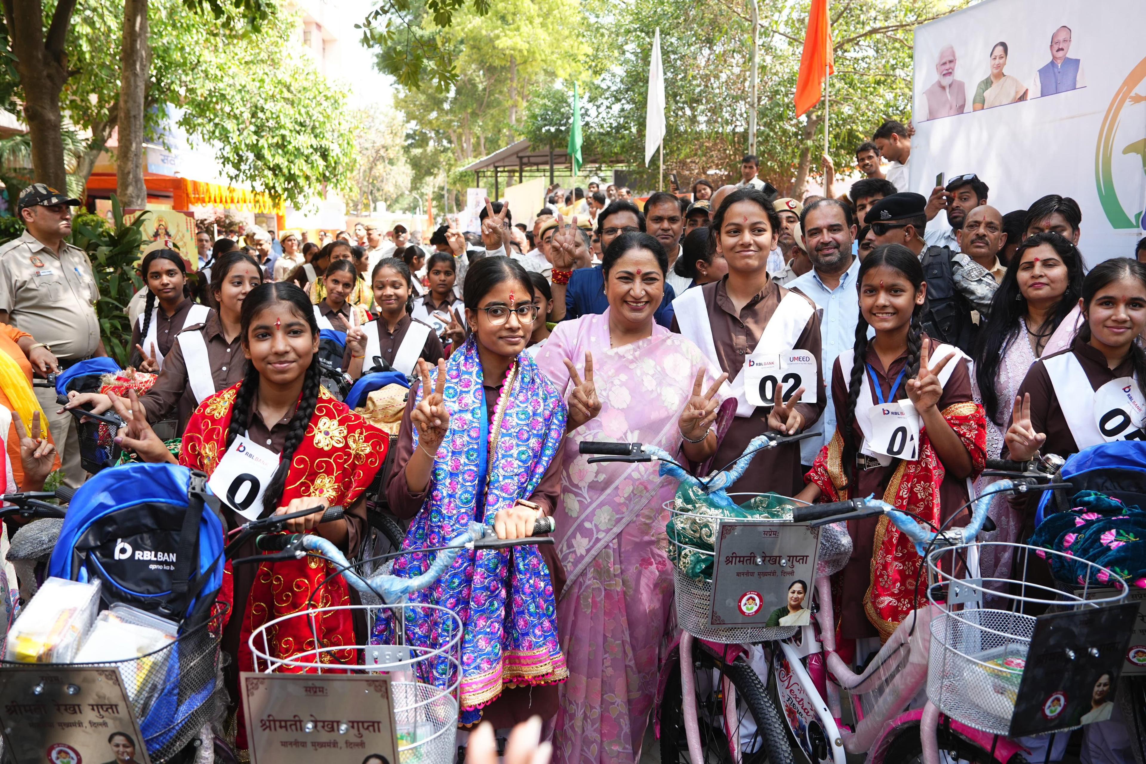 Delhi CM distributes bicycles to 1,000 schoolgirls under 'Vidya Vahini' initiative