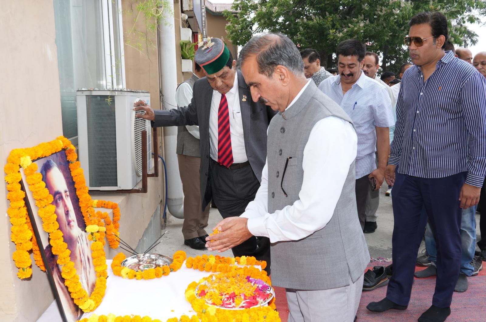 Govt committed to realising vision of Rajiv Gandhi: Himachal CM