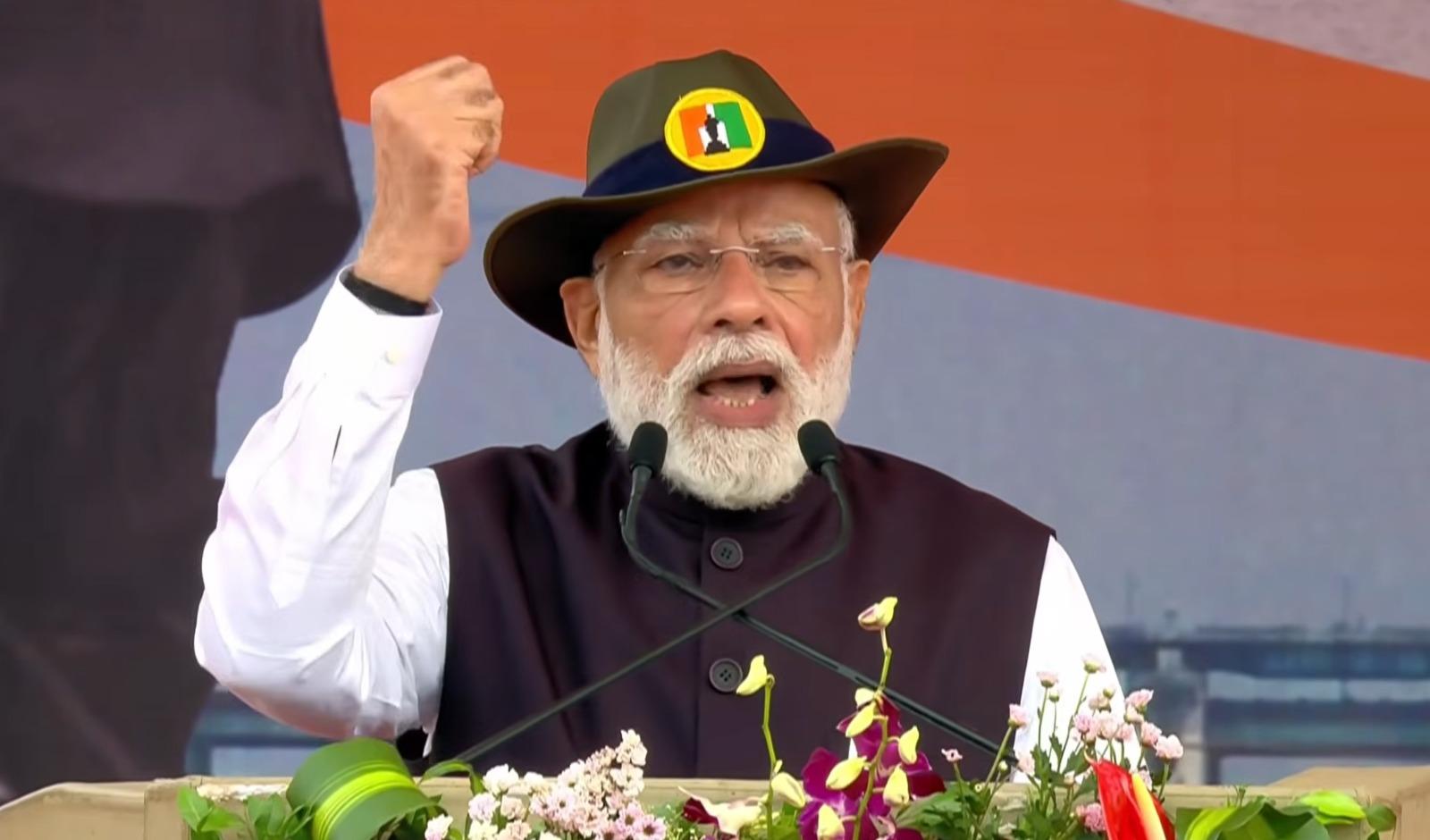 Bharat ghar mein ghus kar maarta hai, this is the India of Sardar Patel: PM Modi at Ekta Diwas