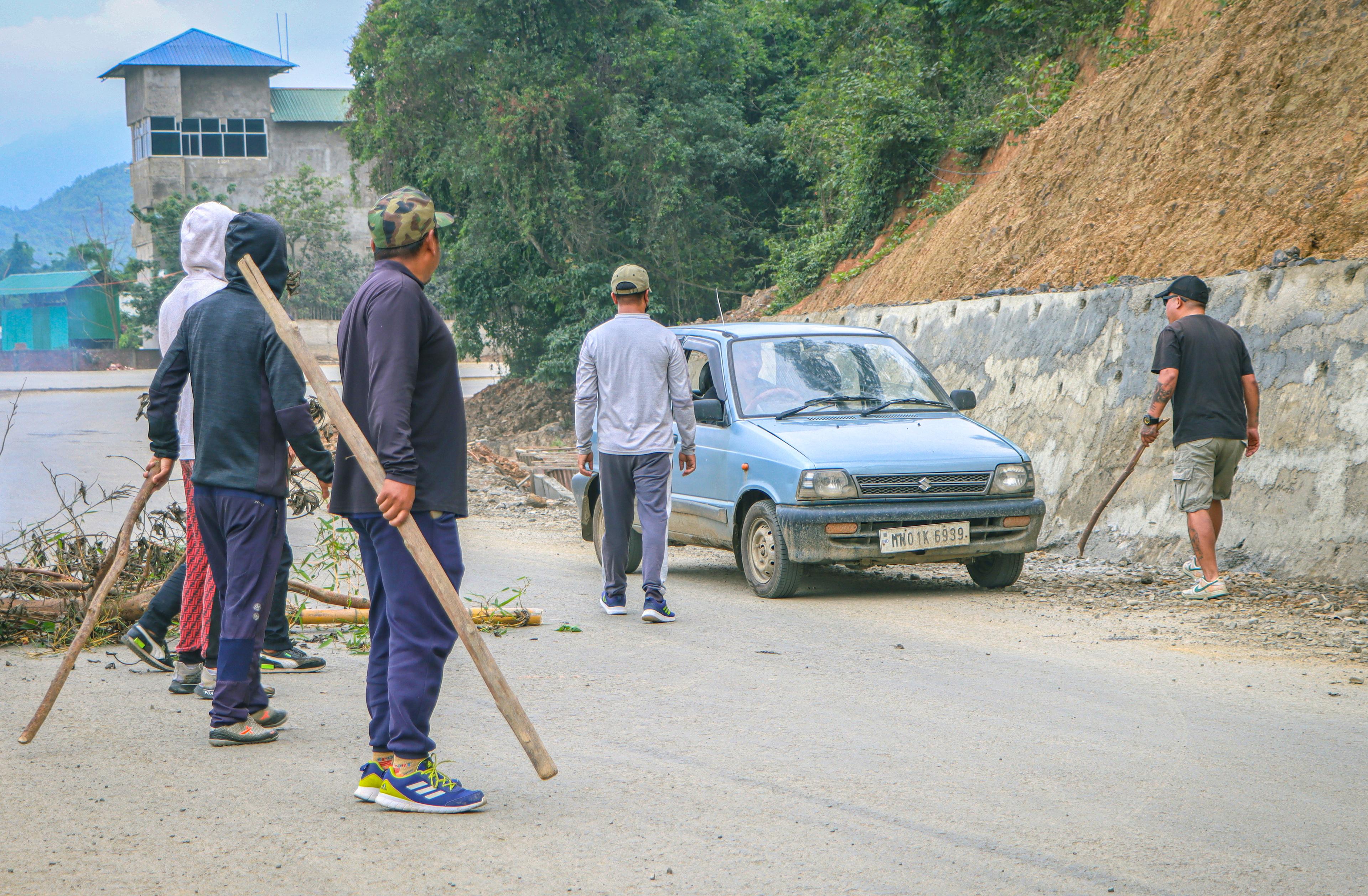 Shutdown hit normal life in Manipur's Imphal Valley for 2nd day